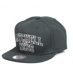 Bone Mitchell and Ness snapback preto Bone Mitchell and Ness snapback preto